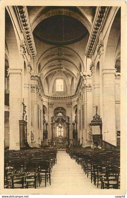 CPA Vitry le Francois Marne Interieur de la Cathedrale