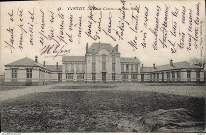CPA Yvetot Ecole Communale Des Filles
