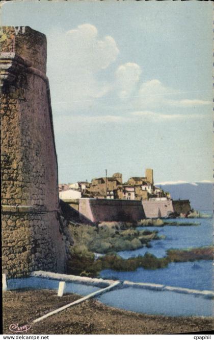 CPA Antibes Les Remparts