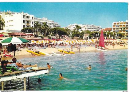 CP JUAN-LES--PINS -circulée