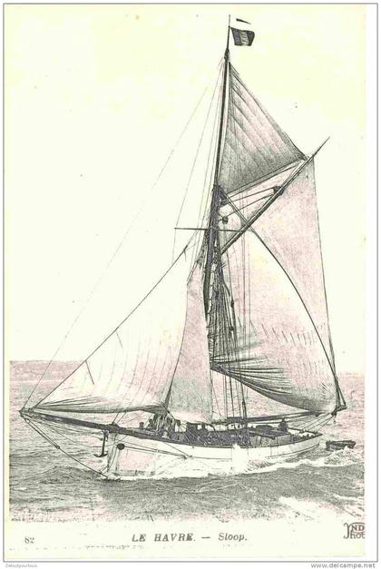 LE HAVRE Seine Maritime 76 : sloop voilier   (sailing boat  ship maritime vessel  bateau boat schiff nave )