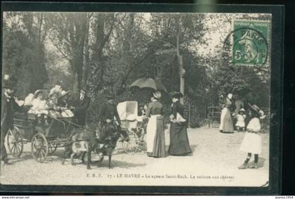 LE HAVRE LE SQUARE SAINT ROCH LA VOITURE A CHEVRES