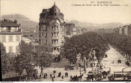 CPA Marseille L'Avenue du Prado vu de la Place Castellane