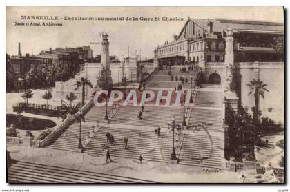 CPA Marseille Escalier monumental de la Gare St Charles
