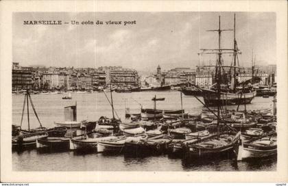 Marseille - Un Coin du Vieux Port - CPA