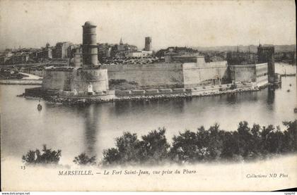 CPA Marseille Le Fort Saint Jean vue prise du Pharo