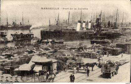 Marseille CPA Pont de la Joliette (bateaux)