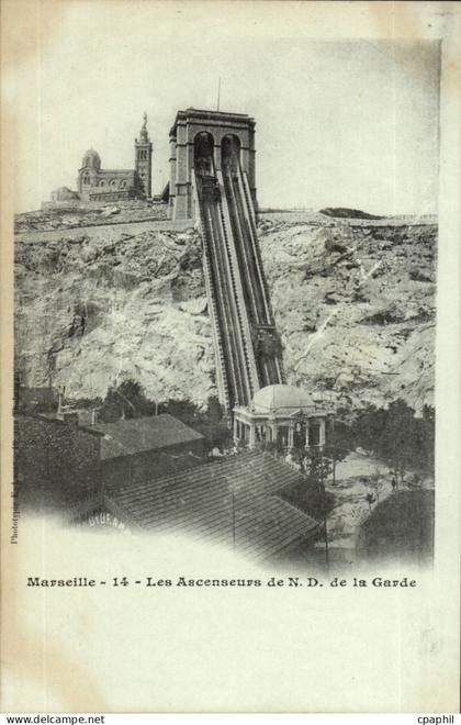 Marseille CPA Les ascenseurs de Notre DAme de la Garde