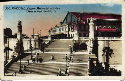 CPA Marseille Escalier Monumental de la Gare