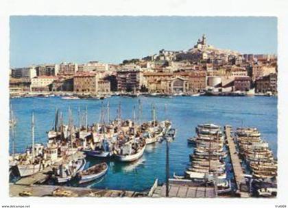 AK 014741 FRANCE - Marseille - Le Vieux Port et Notre-Dame-de-la-Garde