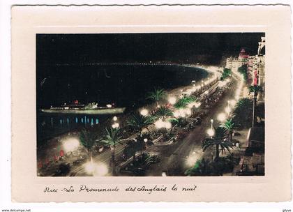CP (06) NICE. La Promenade la nuits.    (E.252)