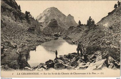 CPA La Chamrousse - Sur les Bords du Chemin de Chamrousse a la Pra (1199531)