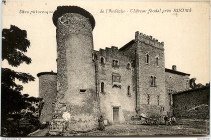 Chateau feodal pres Ruoms