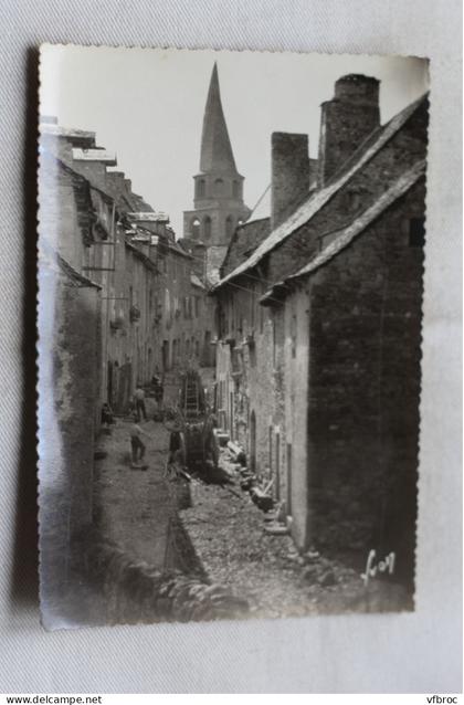Cpm, Saint Côme, rue Matha et le clocher en vrille, Aveyron 12