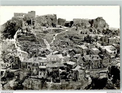 39471035 - Les Baux-de-Provence