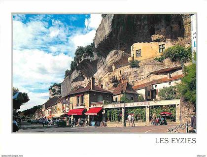 24 - Les Eyzies - A l'abri sous les rochers la rue marchande - CPM - Voir Scans Recto-Verso