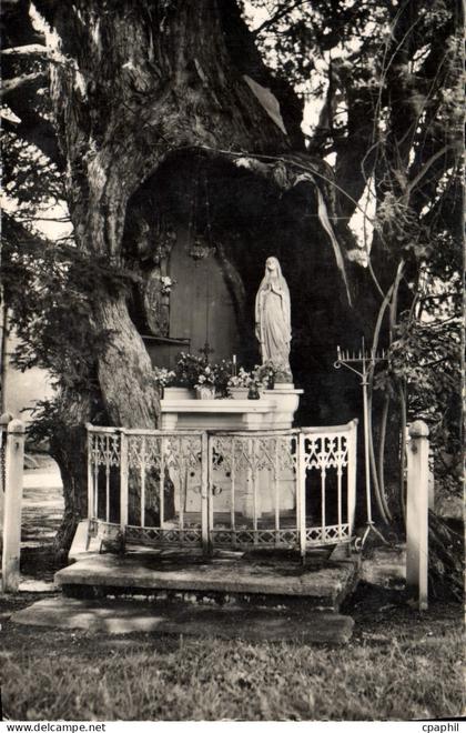 CPM La Haye De Routot Notre Dame De Lourdes