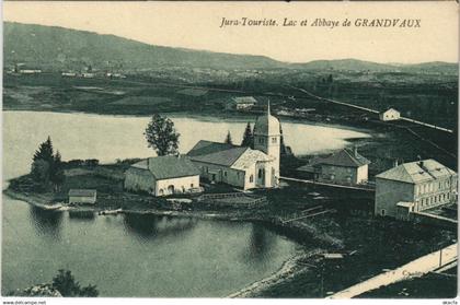 CPA Jura Touriste - Lac et Abbaye de GRANDVAUX (150031)