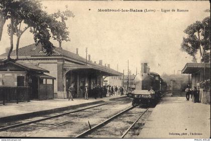 CPA CP Carte postale ancienne Montrond les Bains La gare Ligne de Roanne Delorme phot L'Abresle