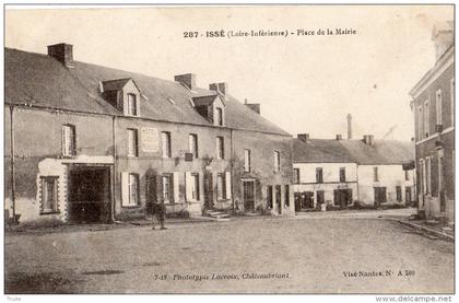ISSE PLACE DE LA MAIRIE HOTEL