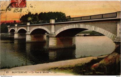 CPA MONTEREAU - Le Pont de Moscu (162208)