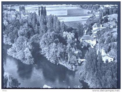 46 Saint-Cirq-Lapopie vue aerienne    D46D  K46268K  C46256C RH057133