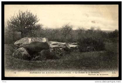 61 Silly-en-Gouffern dolmen D61D K61157K C61474C RH101697