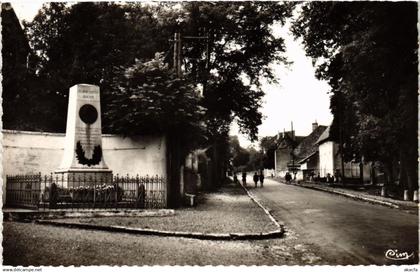 CPA Dampierre-sur-Salon Monument aux Morts (1273788)