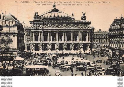 75 - PARIS  - S28512 -  Place de L'Opéra - Les Stations du Métro et le Thétre de l'Opéra