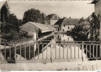 CPM Ligny-le-Chatel la Lavoir (20521)