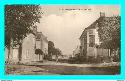 a828 / 237 89 - AILLANT SUR THOLON Une Rue