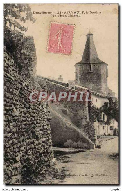 CPA Airvault Le donjon du vieux chateau