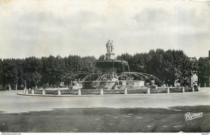 CPM Aix en Provence La Grande Fontaine
