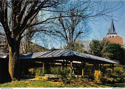 BR26152 Chatenay malabry Le vieux lavoir France 1