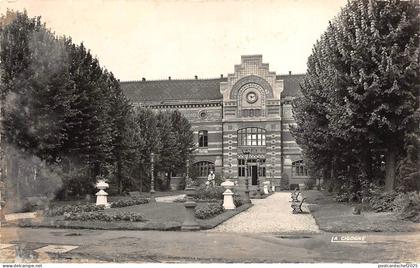 BR41589 Armentieres l ecole professionnell      France