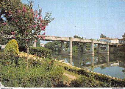 BT9870 Libos le pont neuf        France