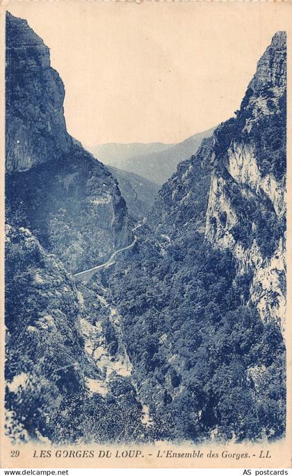 C199 France Les Gorges du Loup L'Ensemble des Gorges 1923  vintage postcard