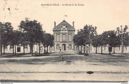 L095 France 1912 Mantes la Ville Mairie et les Ecoles vintage postcard