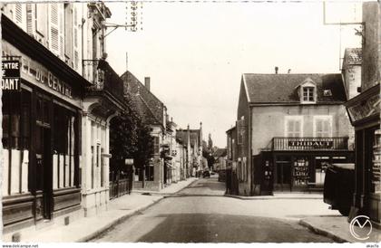 CPA Ancy-le-Franc-Yonne La Grande Rue FRANCE (1451504)