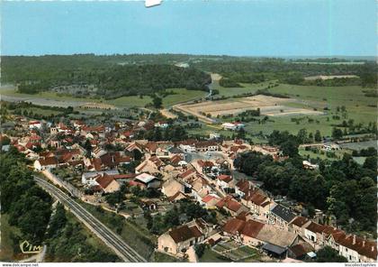 55932 - ANDELOT BLANCHEVILLE - CPSM - RUE DE LA DIVISION LECLERC ET PLACE COMMANDANT CANTAREL / VUE AERIENNE