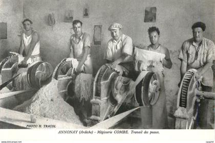 REPRO Annonay (Ardeche) Megisserie Combe Travail des Peaux