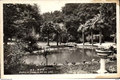 CPA Apt Jardin Public et le Lac