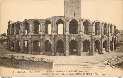 CPA Arles Les Arenes