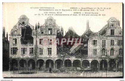 CPA Arras Grand place Militaria
