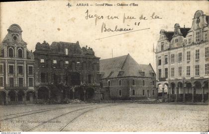 CPA Arras Grand Place Militaria