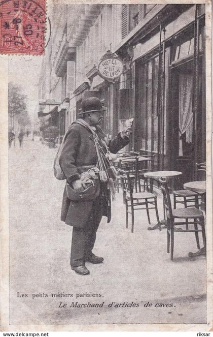PARIS(MARCHAND D ARTICLES DE CAVE)