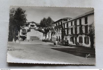 Cpm 1954, Ascain, la place et le fronton, Pyrénées Atlantiques 64