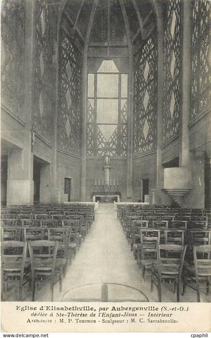 CPA Eglise d'Elisabethville par Aubergenville S et O Ste Therese de l'Enfant Jesus Interieur