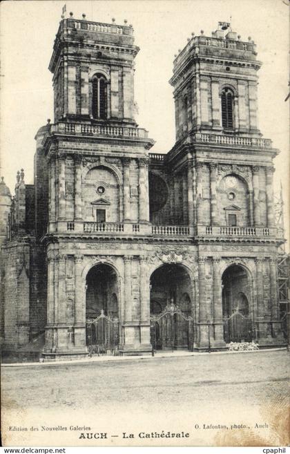 CPA Auch La Cathedrale