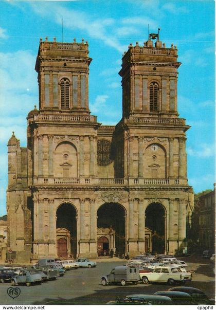CPM Auch (Gers) Basilique Ste Marie